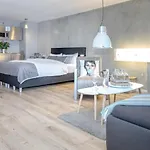 City Loft 008 \