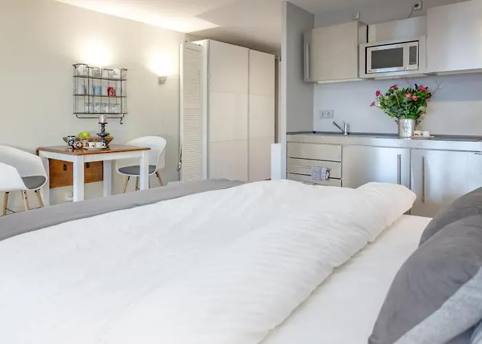 City Loft 008 \